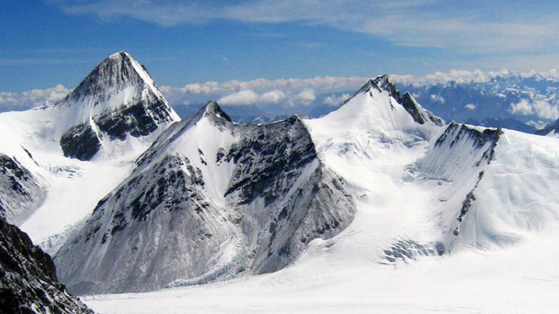 Mt. Lhakpa Ri Expedition (7,045m.)